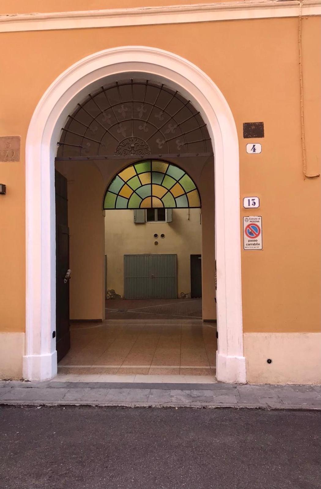 Domus Módena Exterior foto